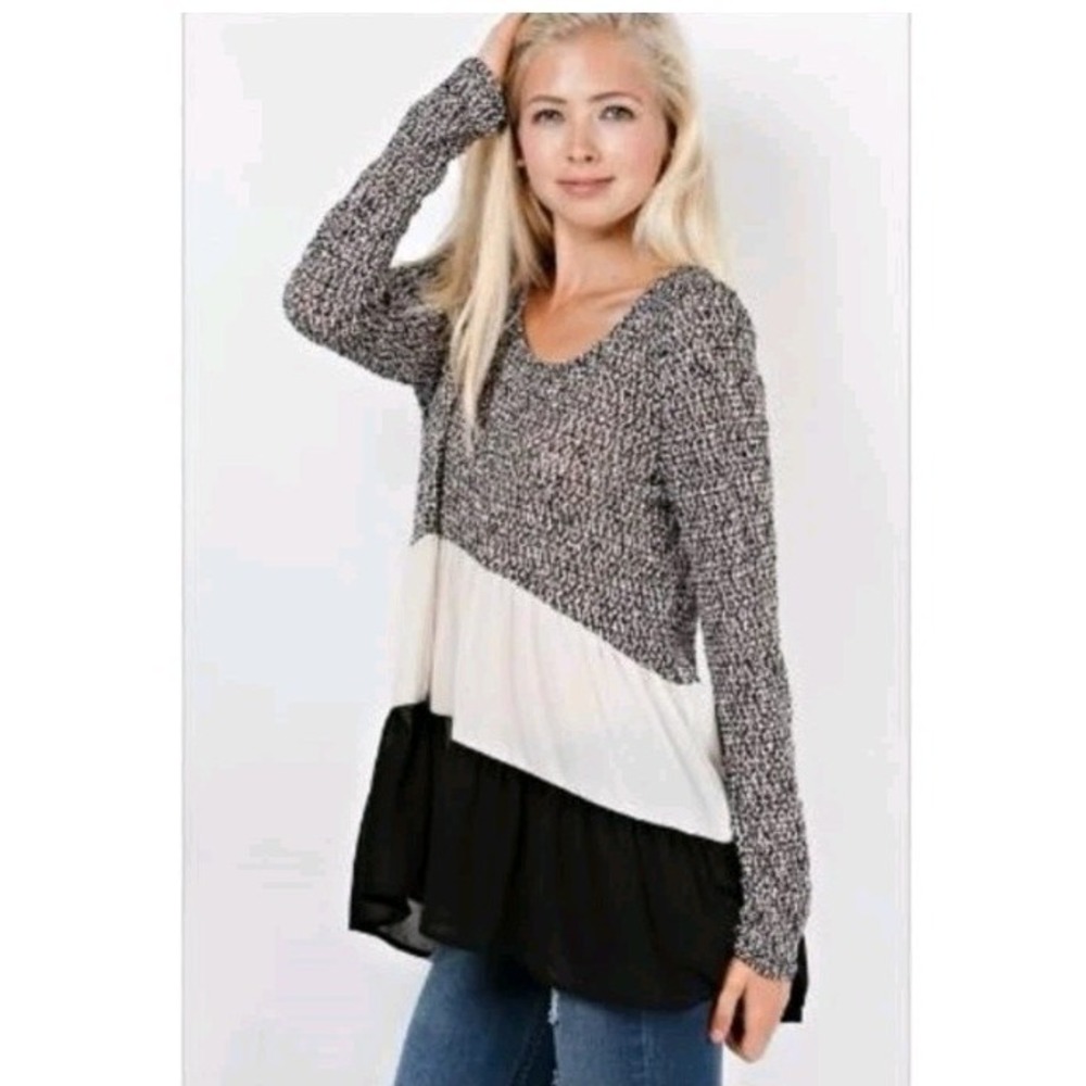 Entro L Tri Color Tunic Top Black Gray White Stretchy Made In USA Flowy Tiered